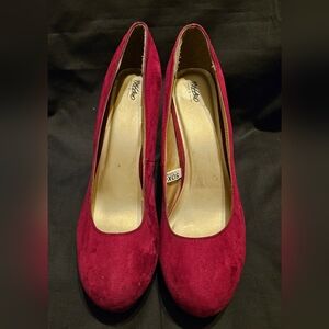Mossimo Raspberry Ht Pink Faux Suede Platform Heels SZ 10